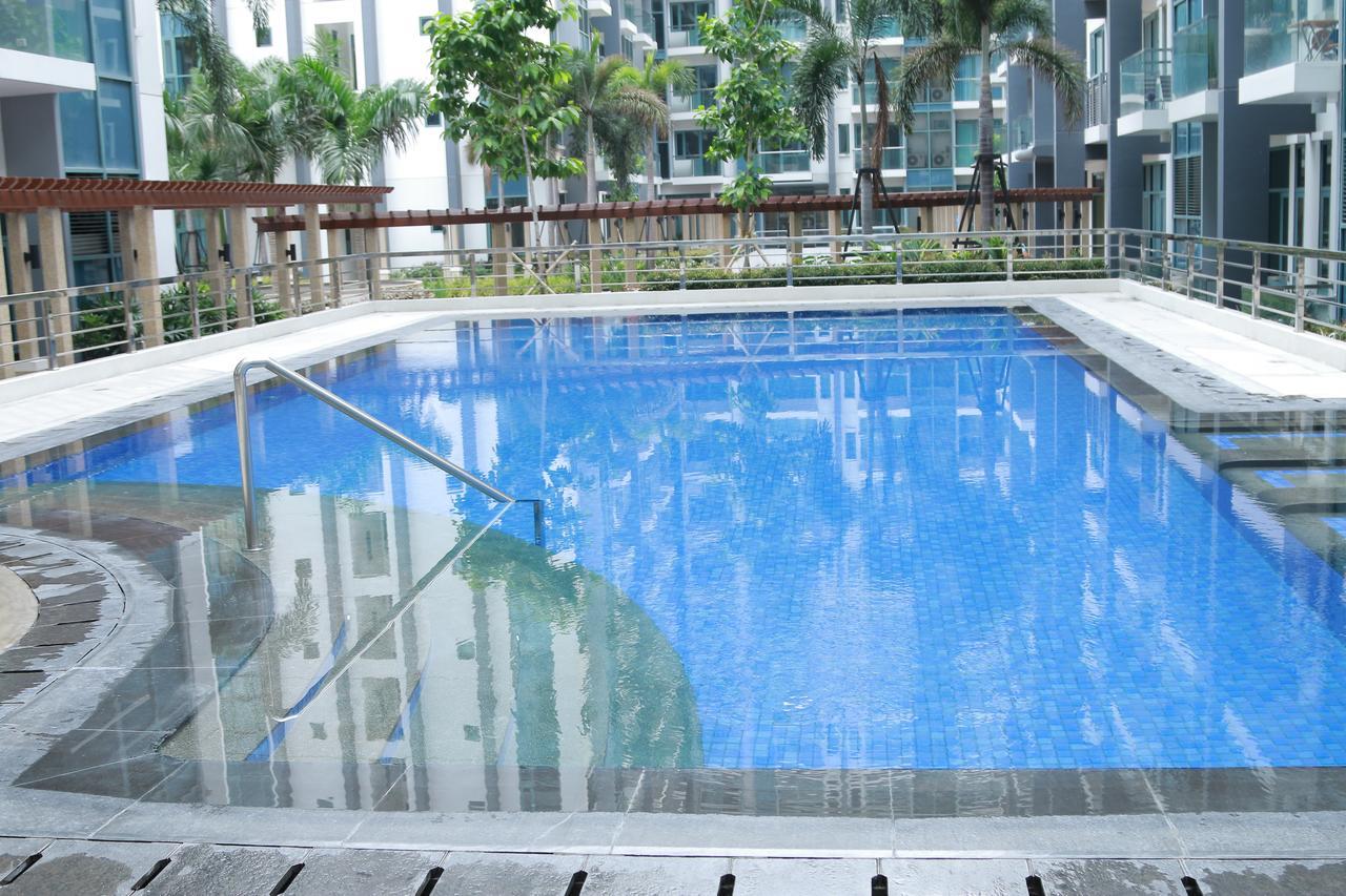 Apartamento De Luxe 7Qrs Manila Exterior foto